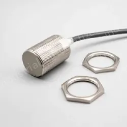 M30 Shield Inductive proximity switch E2E-X10D1-N-Z 2M