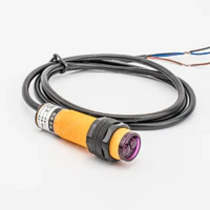 Diffuse Domenzi reflection photoelectric sensor E3F-DS30P1 PNP NO 10-36VDC 3 wires Detection distance:10-50cm